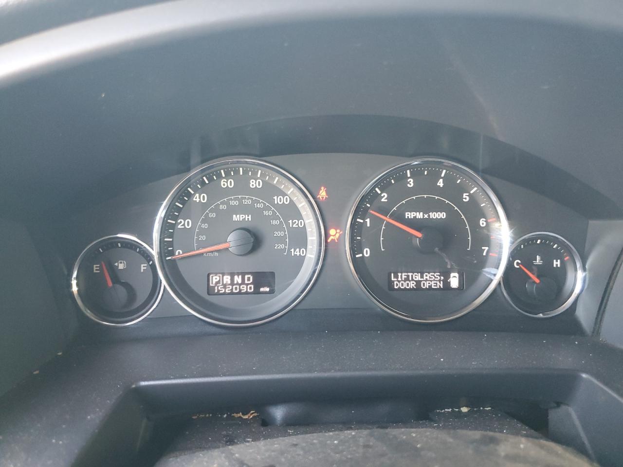 JEEP COMMANDER SPORT