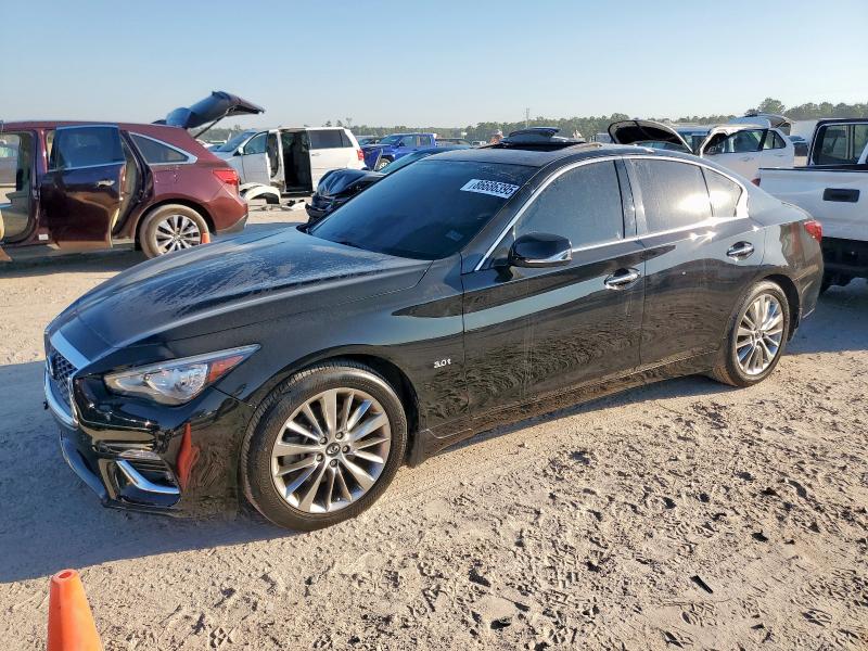 INFINITI Q50 LUXE
