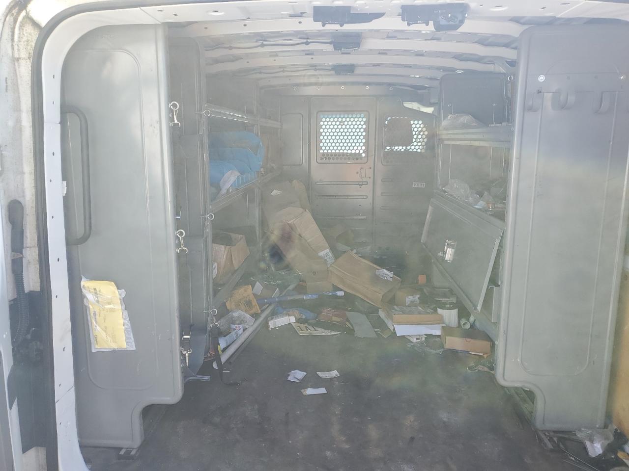 NISSAN NV2500 2500 S