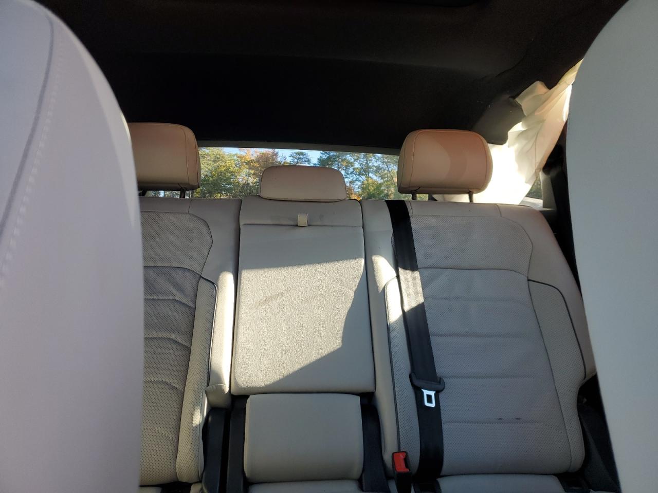 VOLKSWAGEN TIGUAN SEL R-LINE BLACK