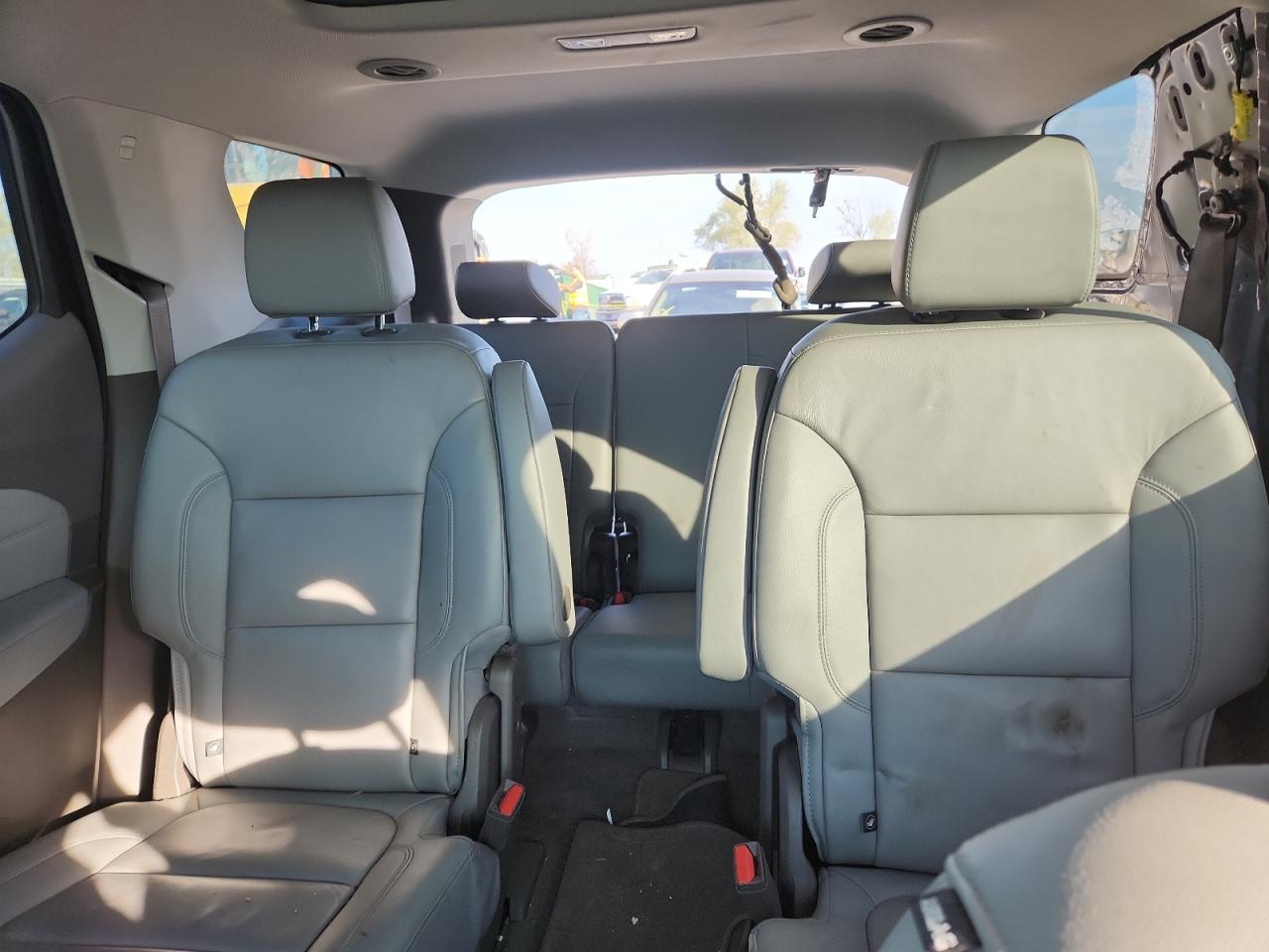 CHEVROLET TRAVERSE LT