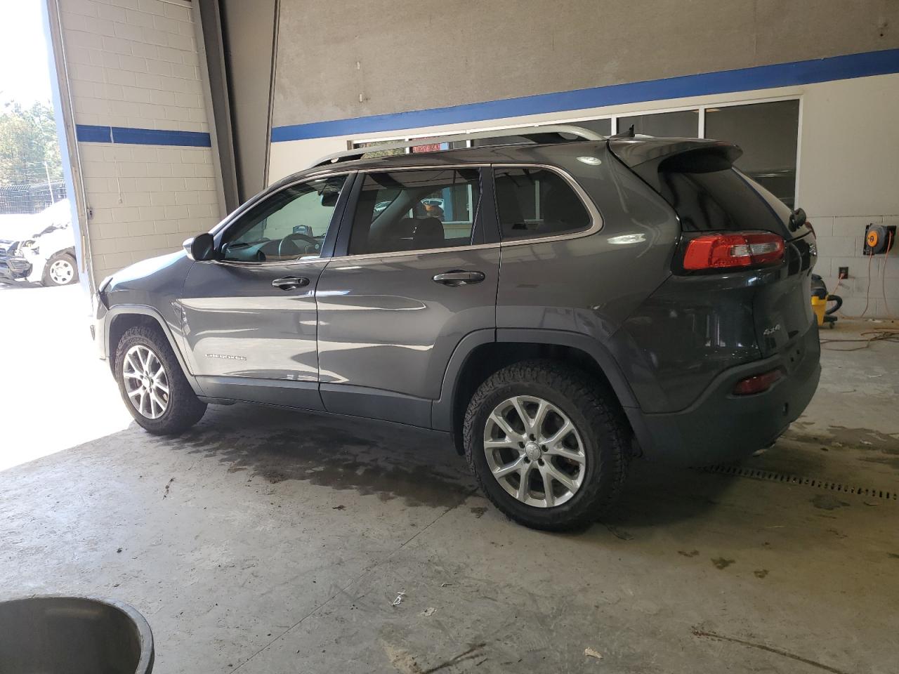 Lot #3302870931 2016 JEEP CHEROKEE L