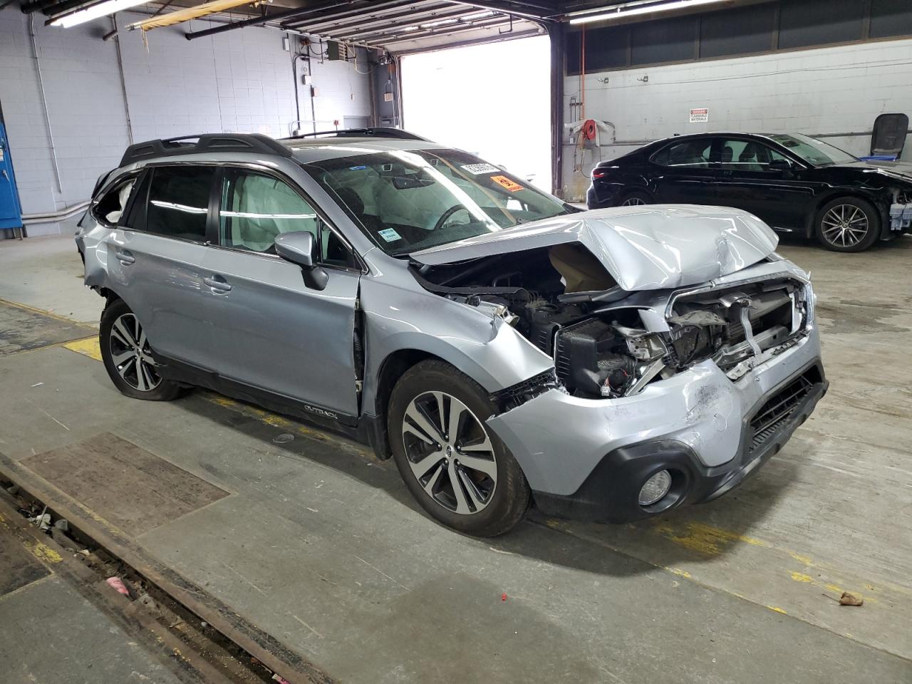 SUBARU OUTBACK 3.6R LIMITED