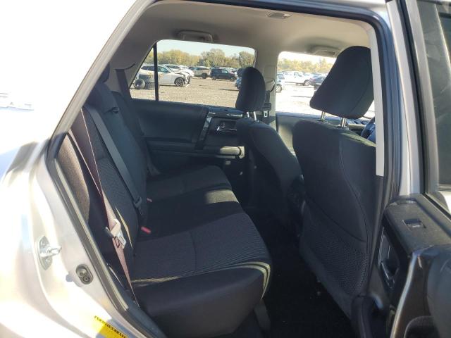 2020 TOYOTA 4RUNNER SR - JTEBU5JR6L5799664