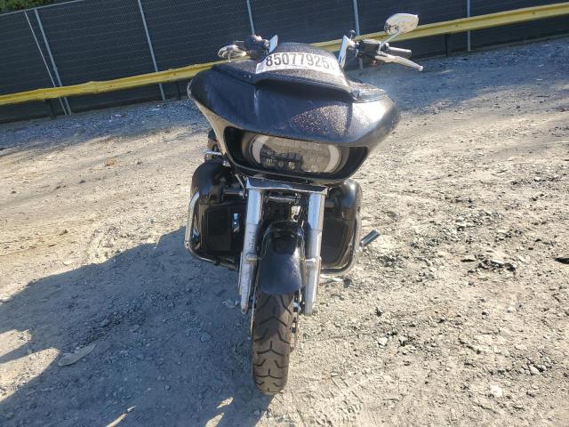 2017 HARLEY-DAVIDSON FLTRU ROAD GLIDE ULTRA 1HD1KGD11HB688275