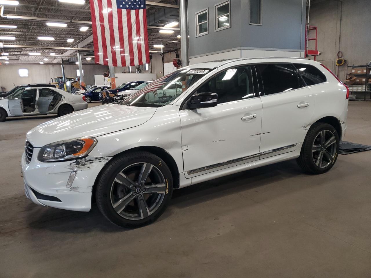 VOLVO XC60 T6 DYNAMIC