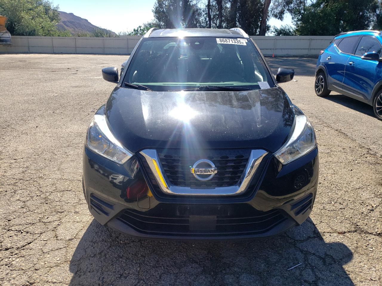 NISSAN KICKS SV