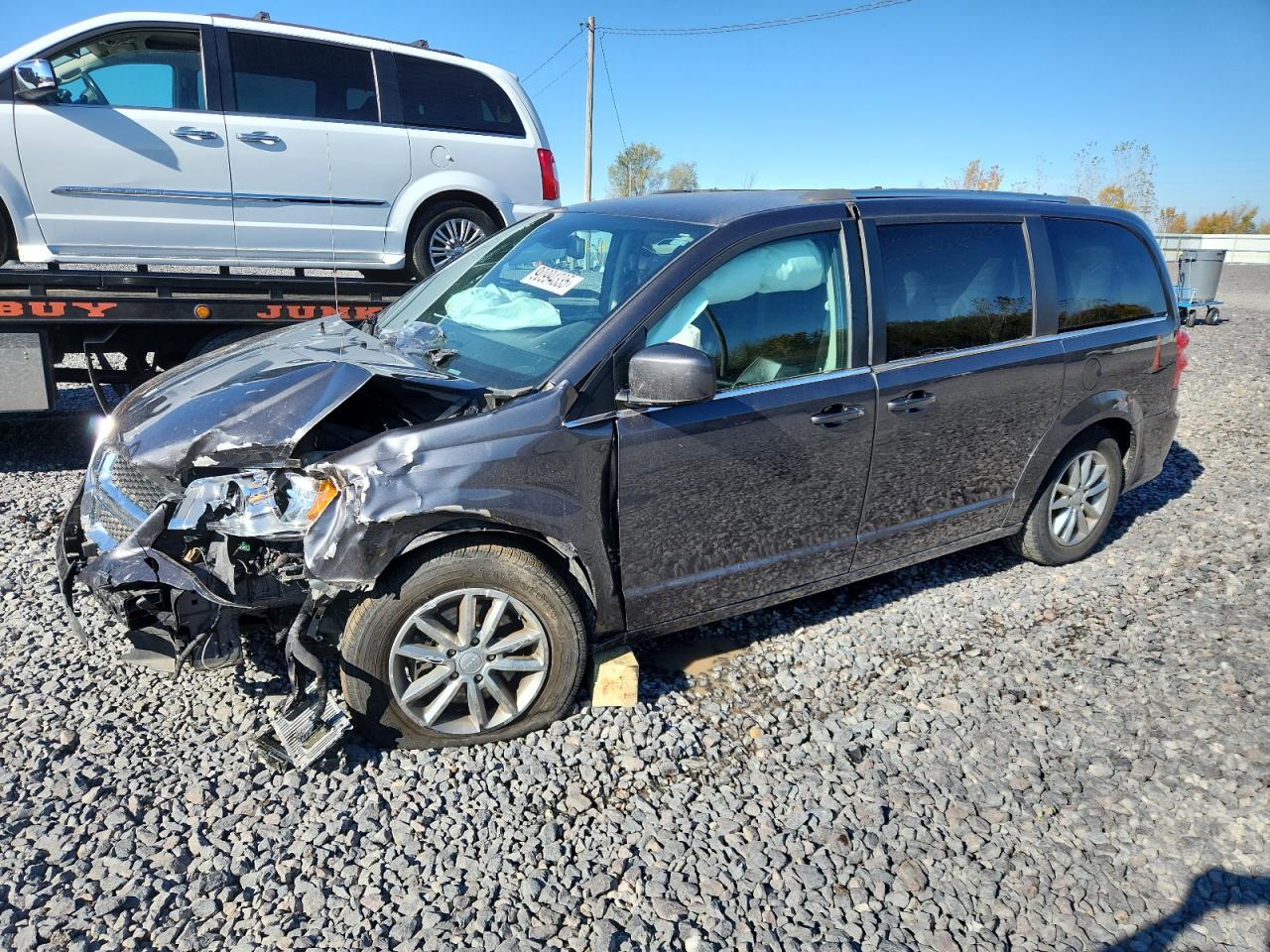 Lot #3290383763 2019 DODGE GRAND CARA