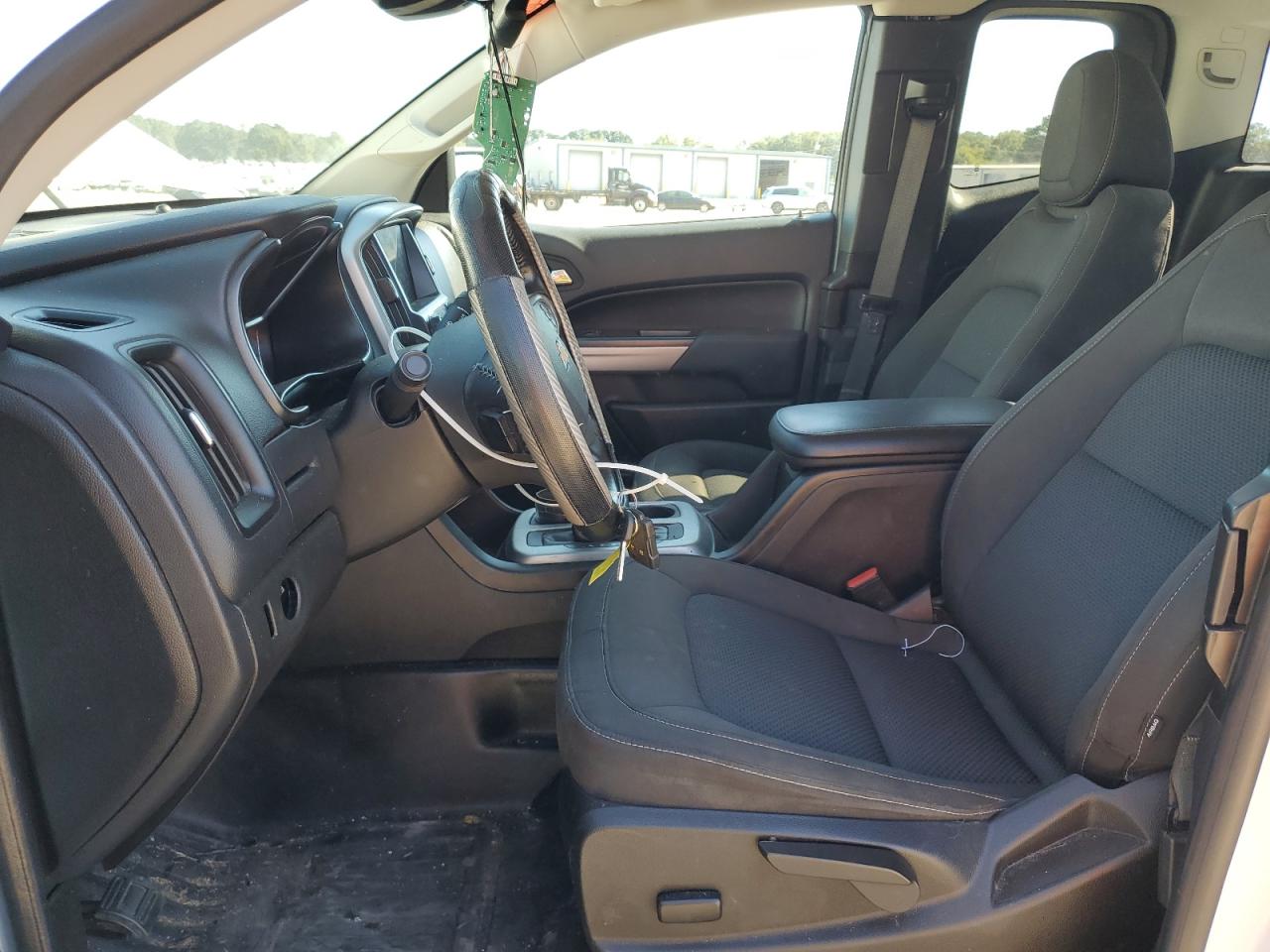 CHEVROLET COLORADO LT