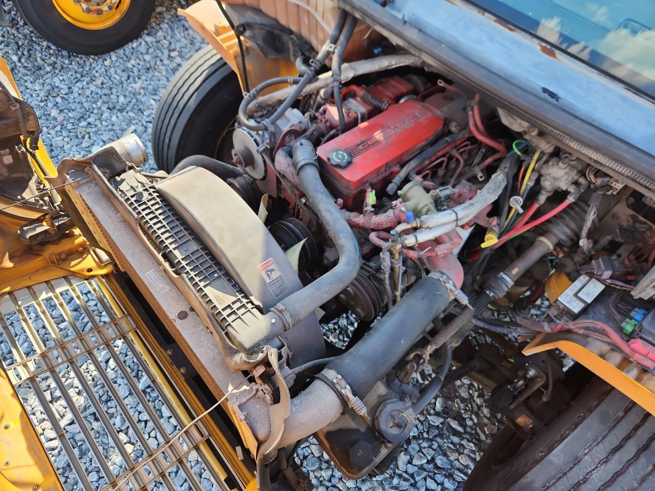 Lot #3287412364 2009 THOMABUSES SAF-T-LINER C2