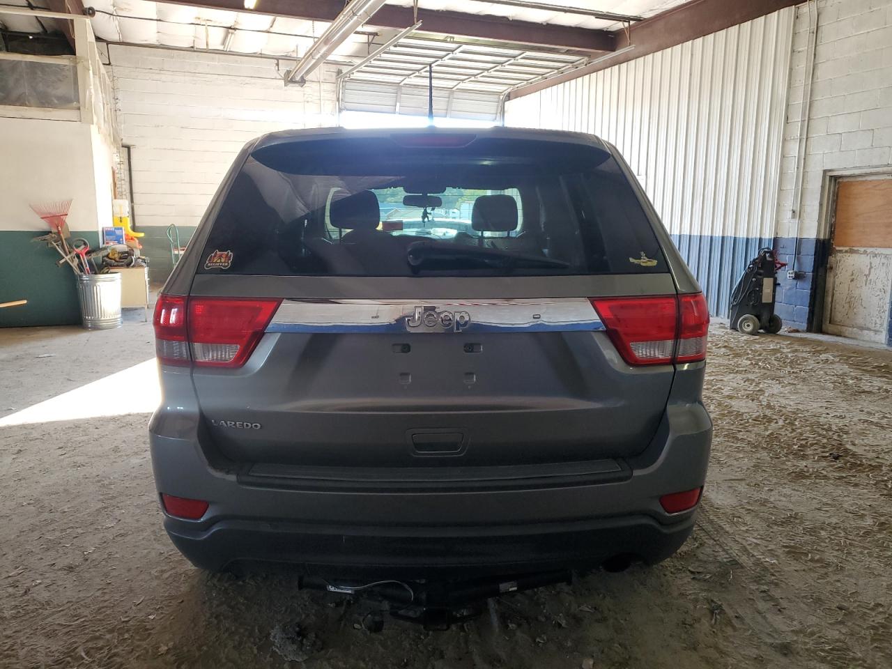 JEEP GRAND CHEROKEE LAREDO