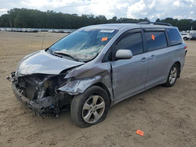 Global Auto Auctions: 2014 TOYOTA SIENNA LE