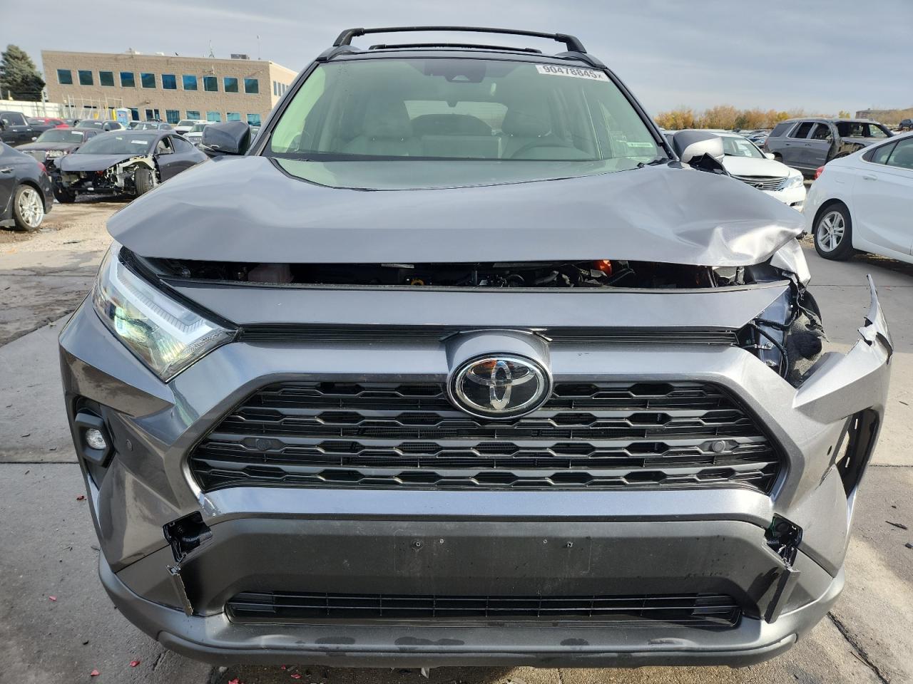 TOYOTA RAV4 XLE PREMIUM