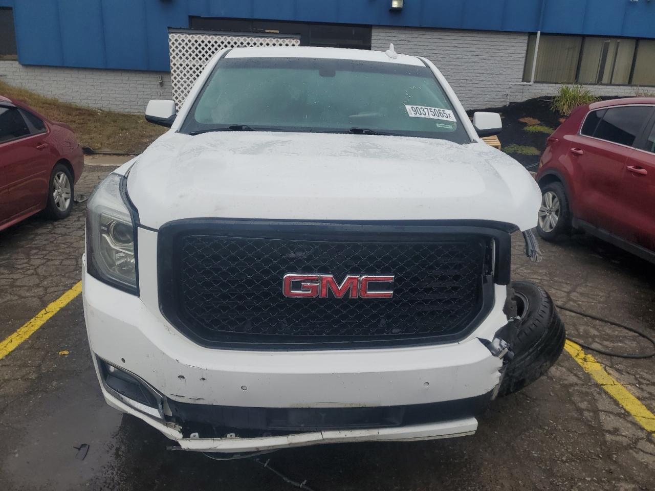 GMC YUKON SLE