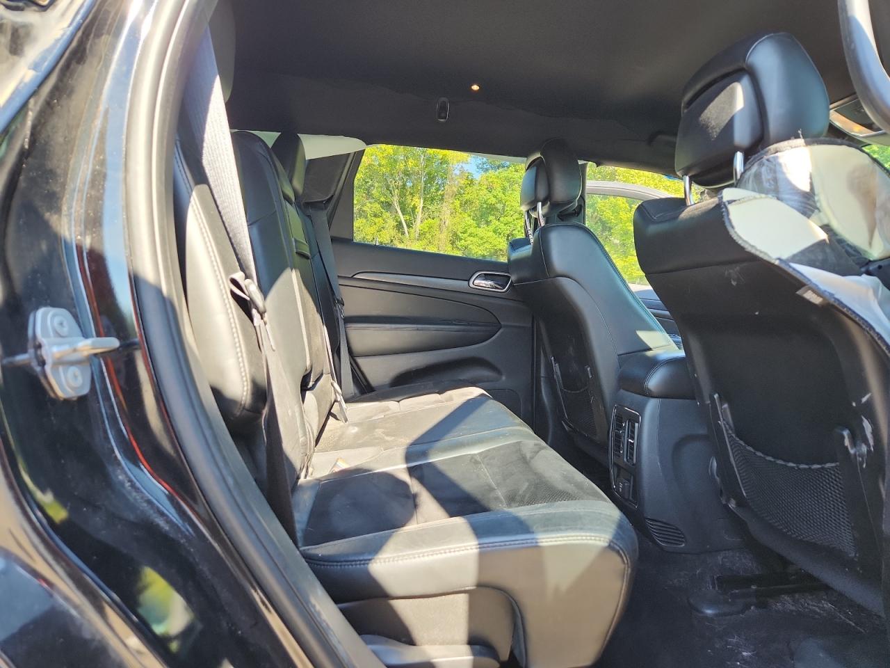 JEEP GRAND CHEROKEE LAREDO