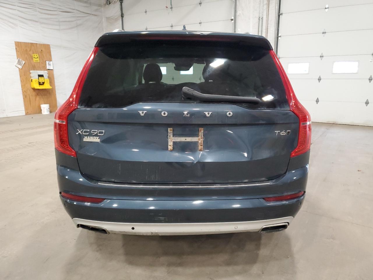 VOLVO XC90 T6 MOMENTUM