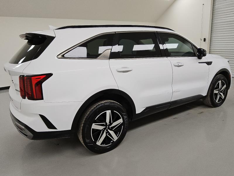 2021 KIA SORENTO EX - 5XYRHDLF8MG009214