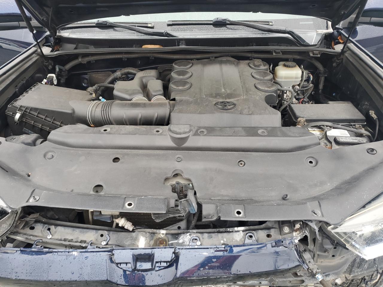 TOYOTA 4RUNNER SR5/SR5 PREMIUM