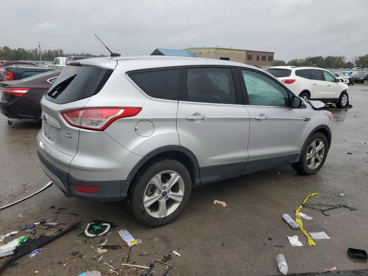 FORD ESCAPE SE