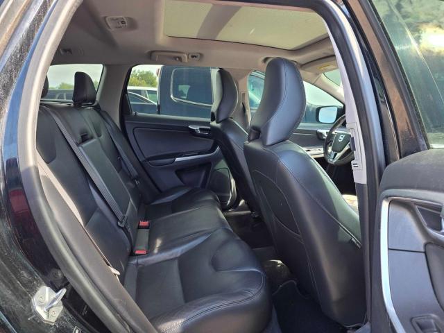 2016 VOLVO XC60 T5 PR - YV440MDK2G2789672