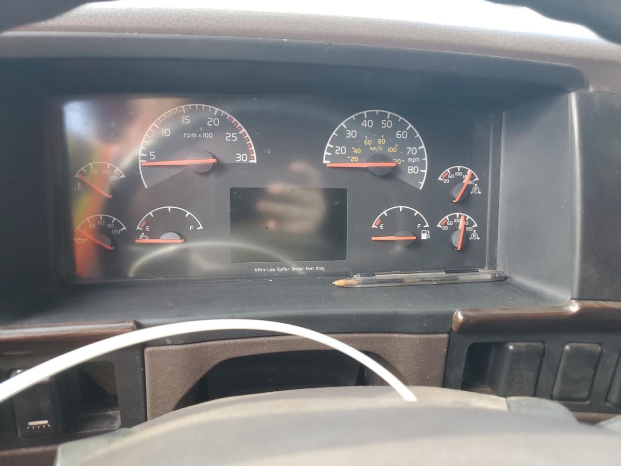 Lot #3269067090 2014 VOLVO VNL