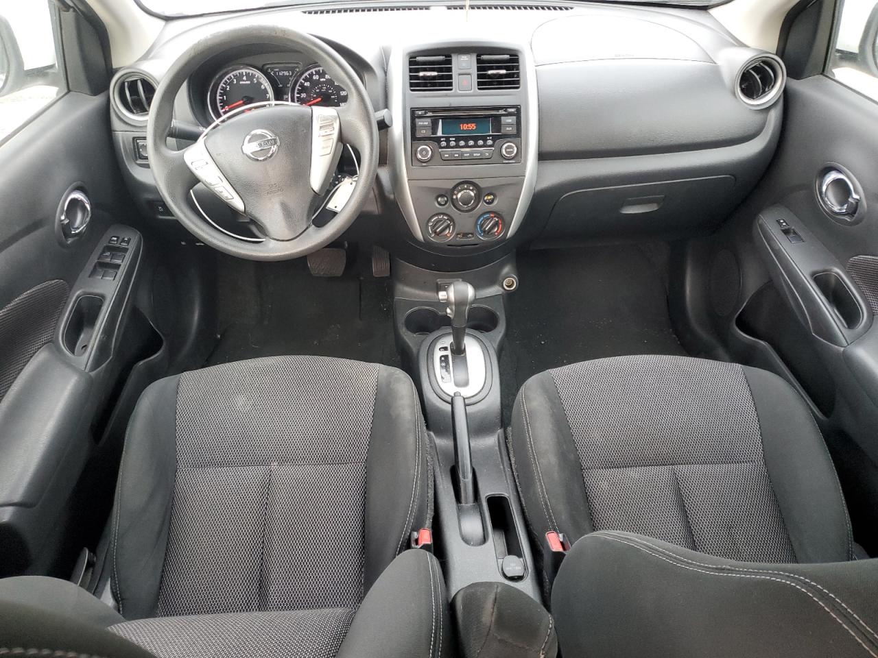 NISSAN VERSA S
