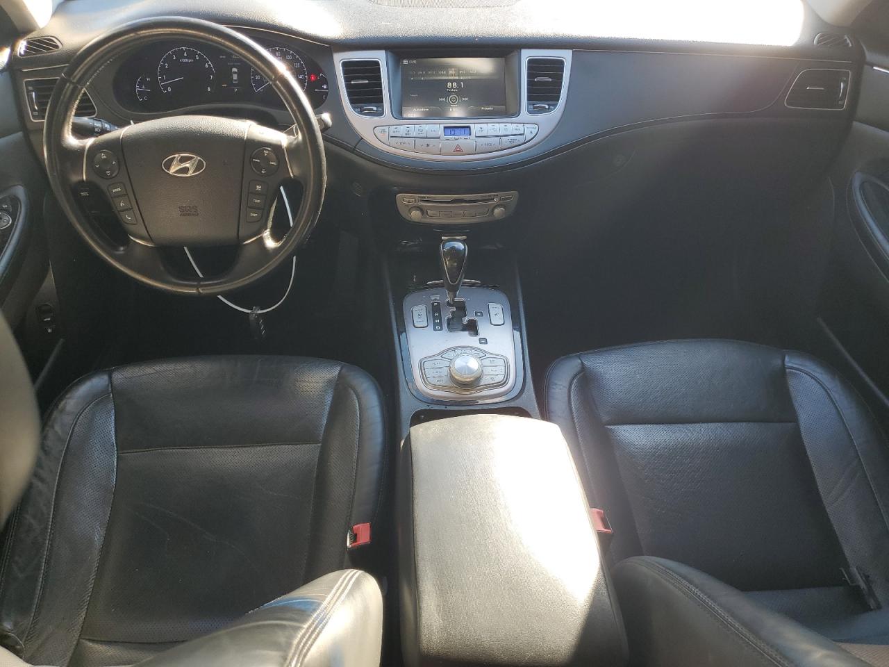 HYUNDAI GENESIS 5.0L