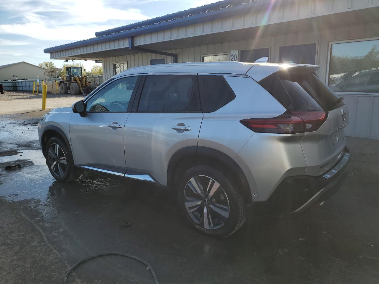 NISSAN ROGUE SL