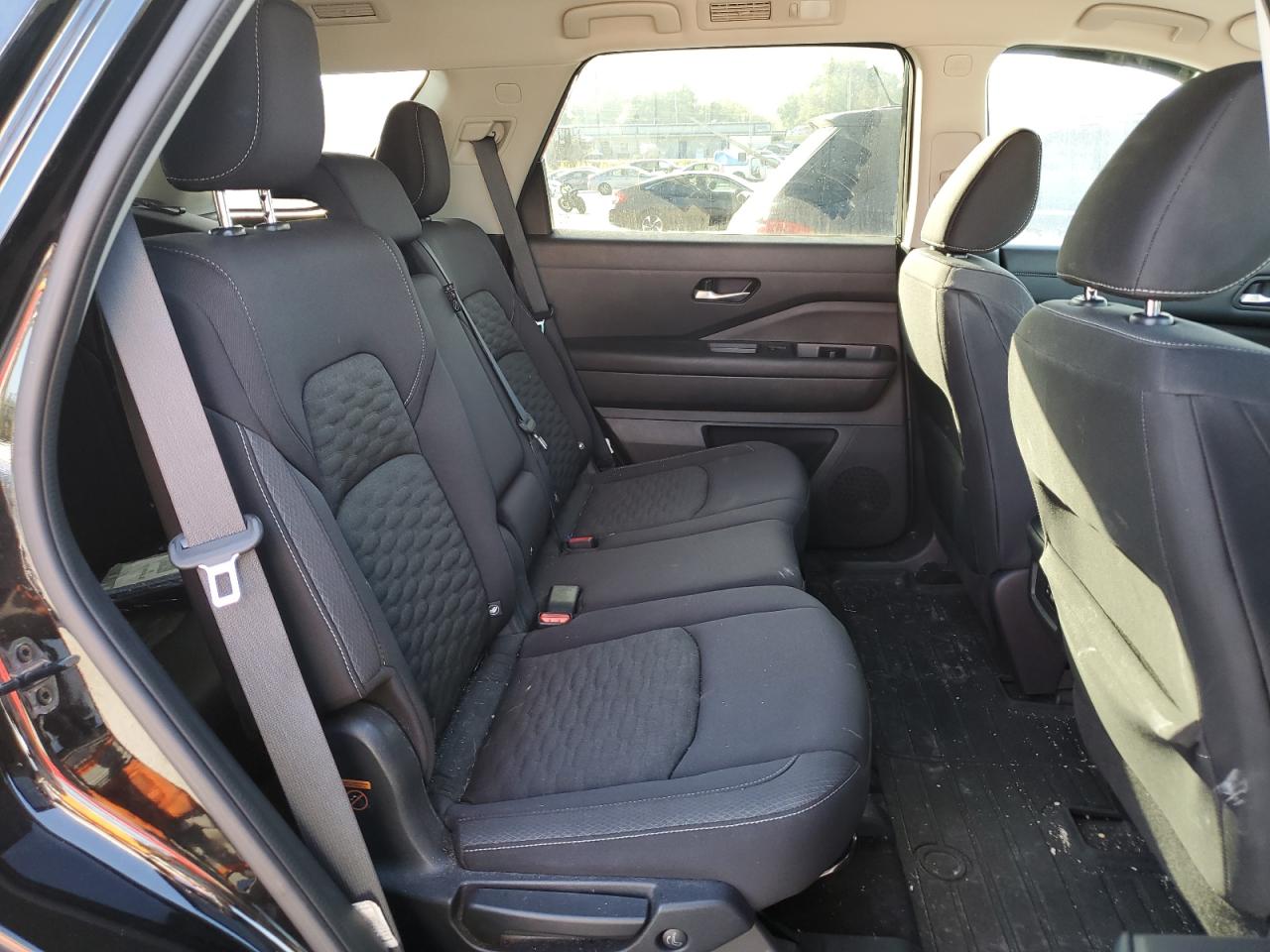 NISSAN PATHFINDER SV