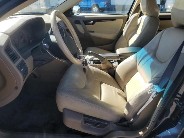 2001 VOLVO V70 XC #3294687028