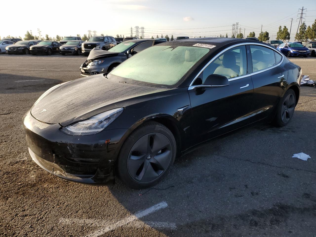TESLA MODEL 3
