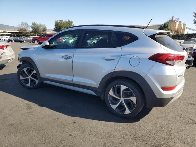 2017 HYUNDAI TUCSON LIM KM8J33A22HU567775