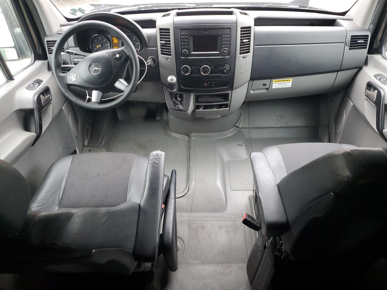 MERCEDES-BENZ SPRINTER 2500