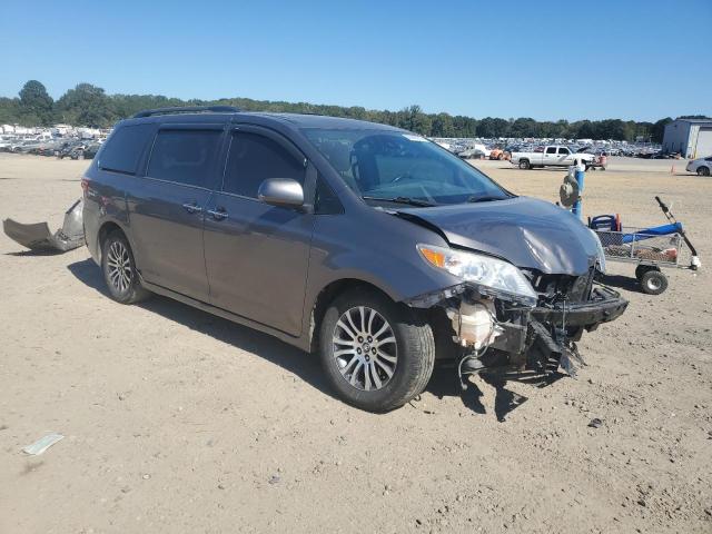 2018 TOYOTA SIENNA XLE #3297866777
