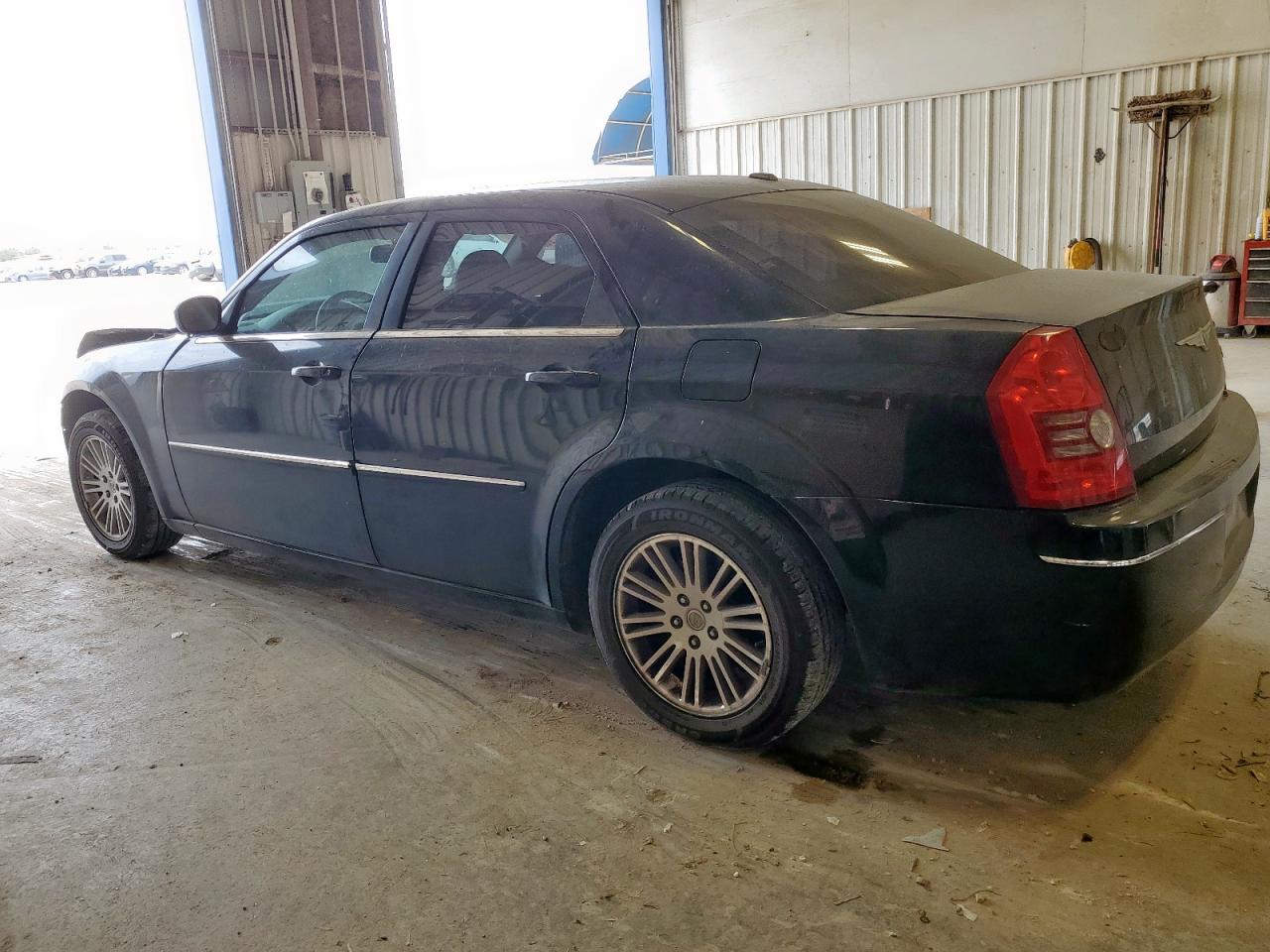 Lot #3305663716 2009 CHRYSLER 300 TOURIN