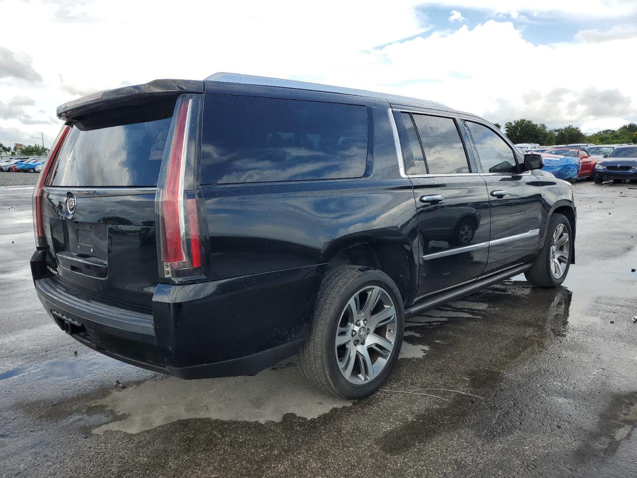 CADILLAC ESCALADE ESV PREMIUM