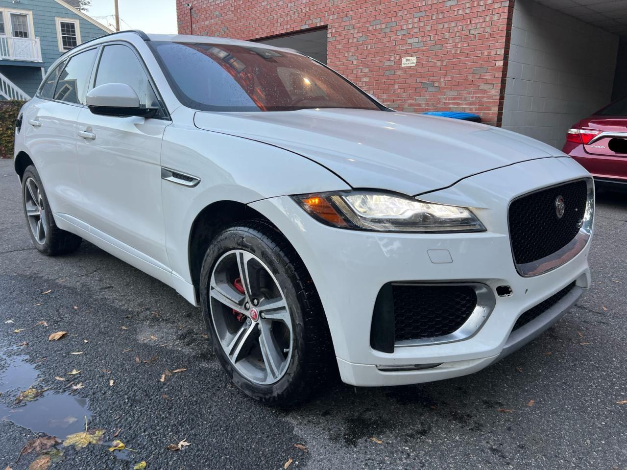 JAGUAR F-PACE S