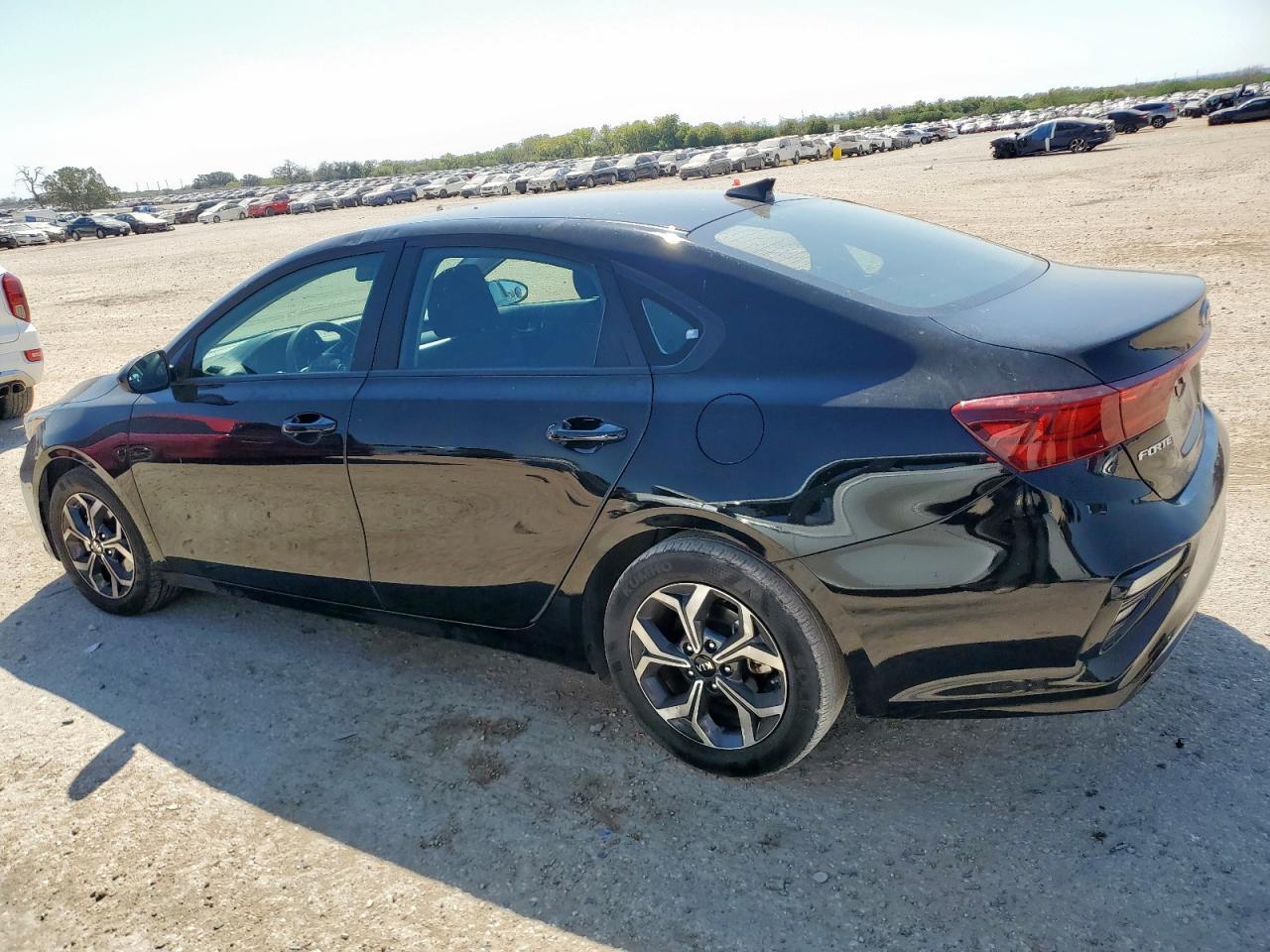 KIA FORTE FE