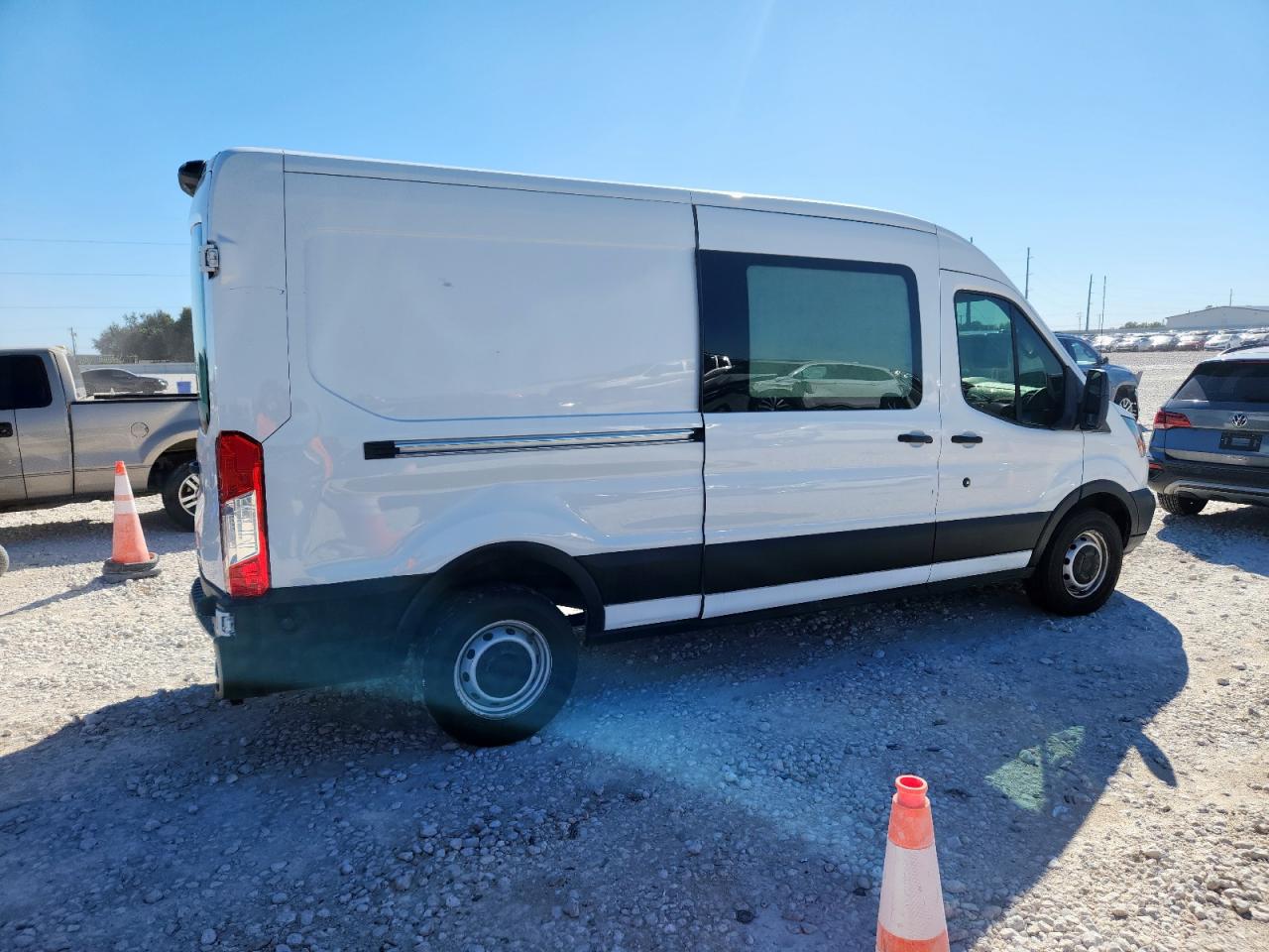 Lot #3311758763 2019 FORD TRANSIT