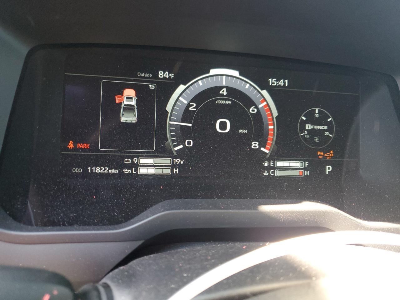 TOYOTA TUNDRA CREWMAX LIMITED