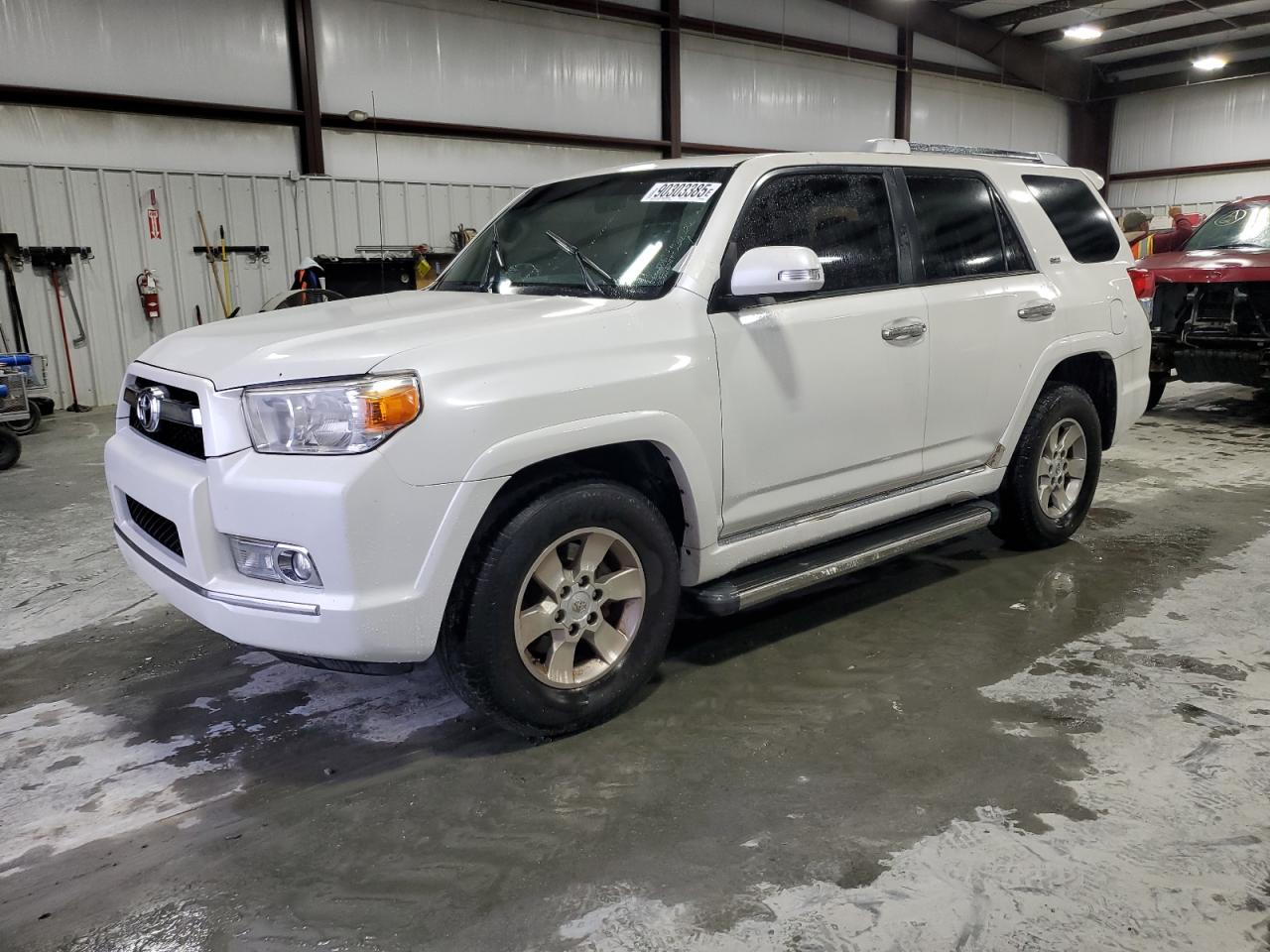 TOYOTA 4RUNNER SR5