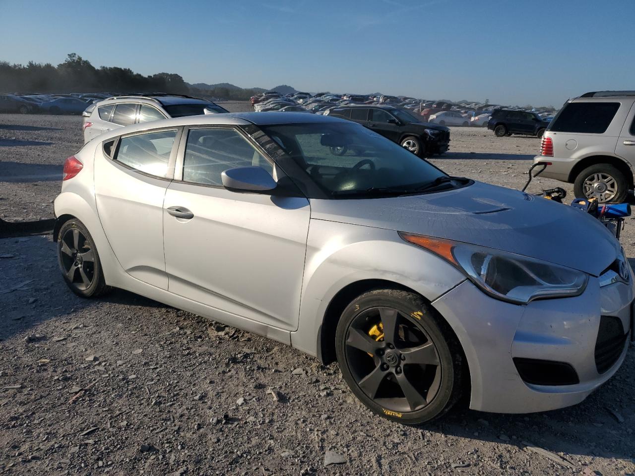 HYUNDAI VELOSTER