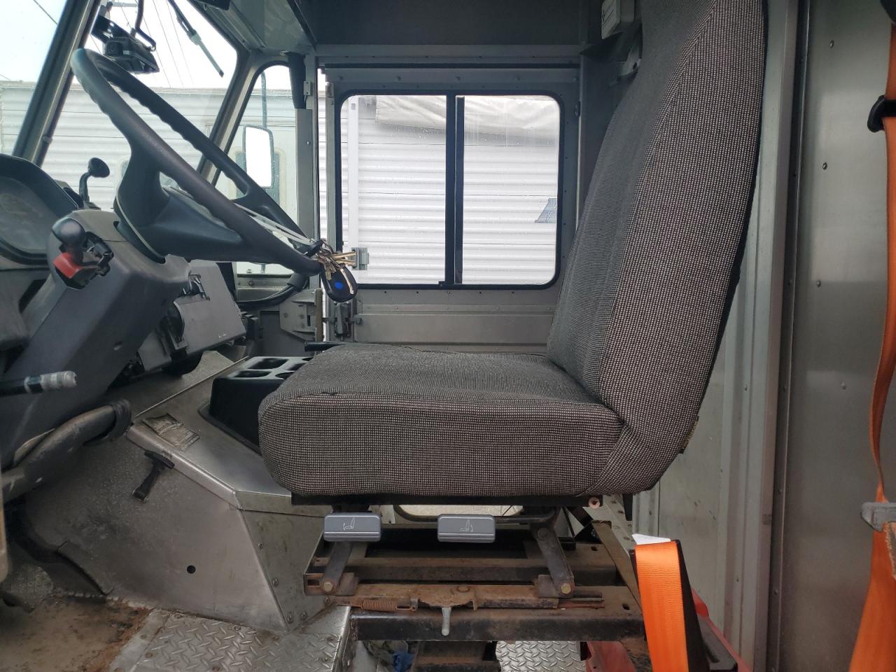 Lot #3310445299 2020 FREIGHTLINER CHASSIS M