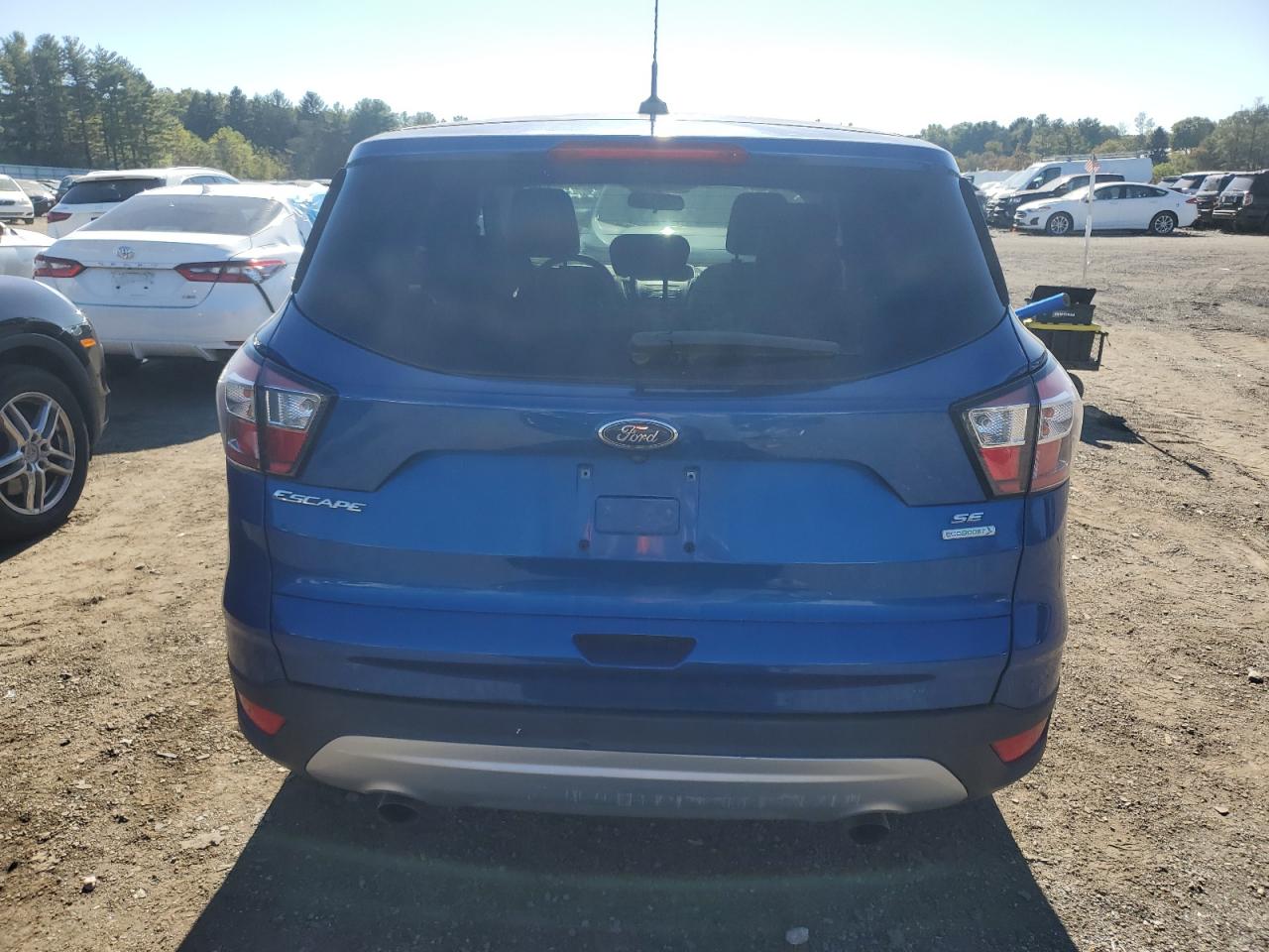 FORD ESCAPE SE