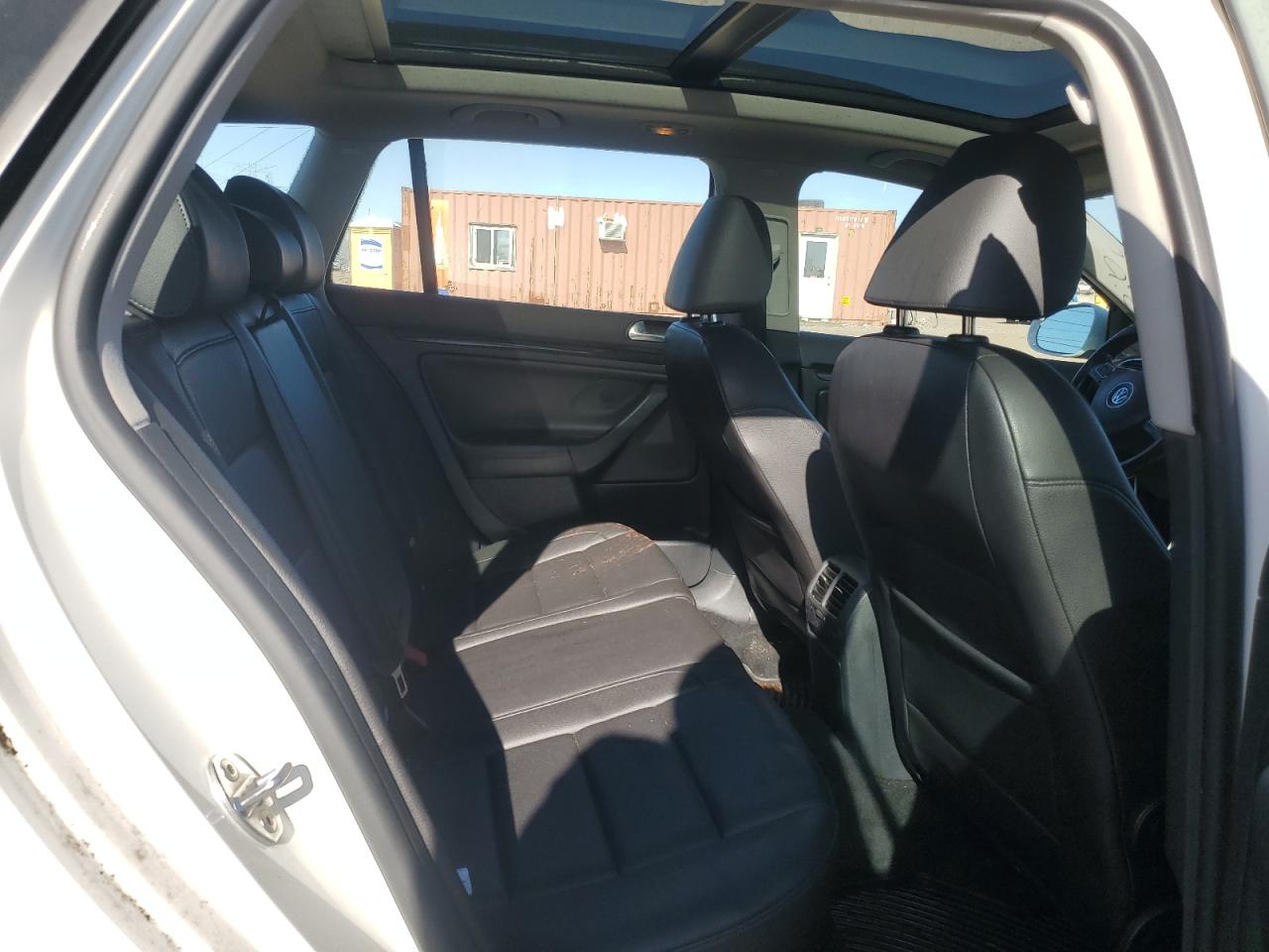 VOLKSWAGEN JETTA TDI