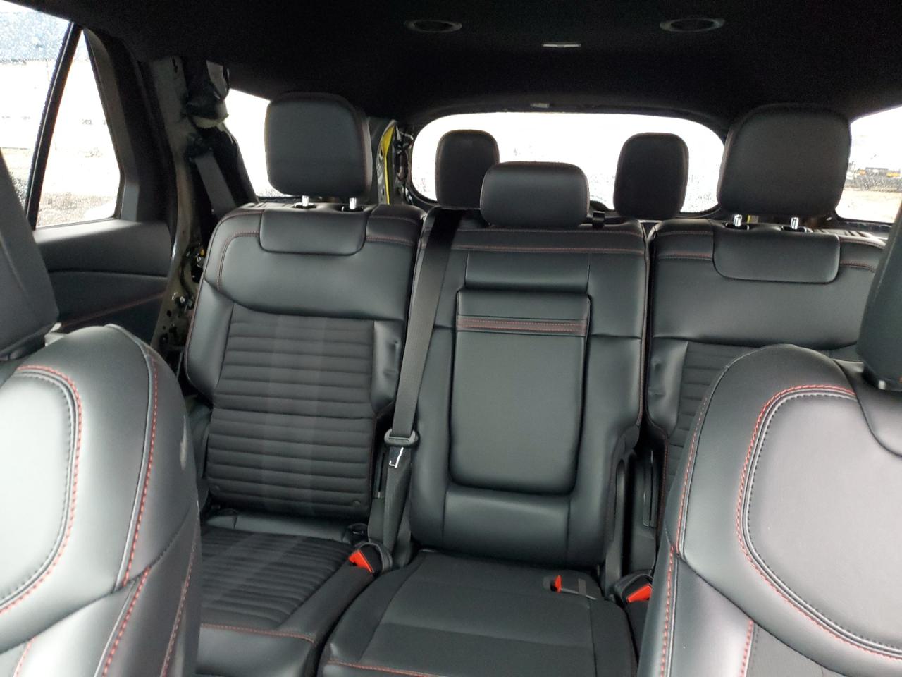 FORD EXPLORER ST-LINE