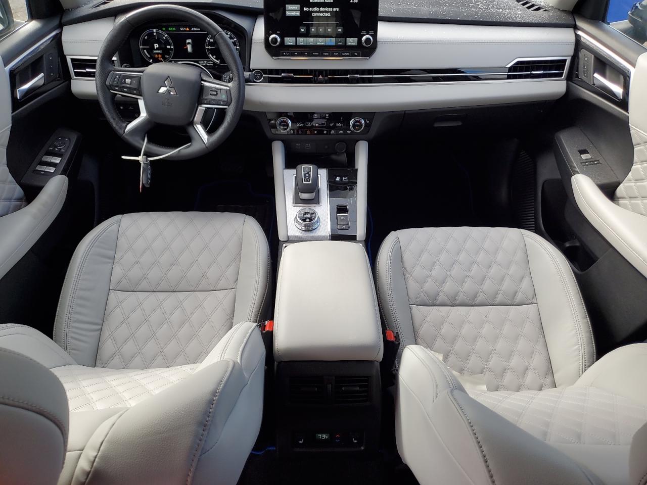 MITSUBISHI OUTLANDER SEL