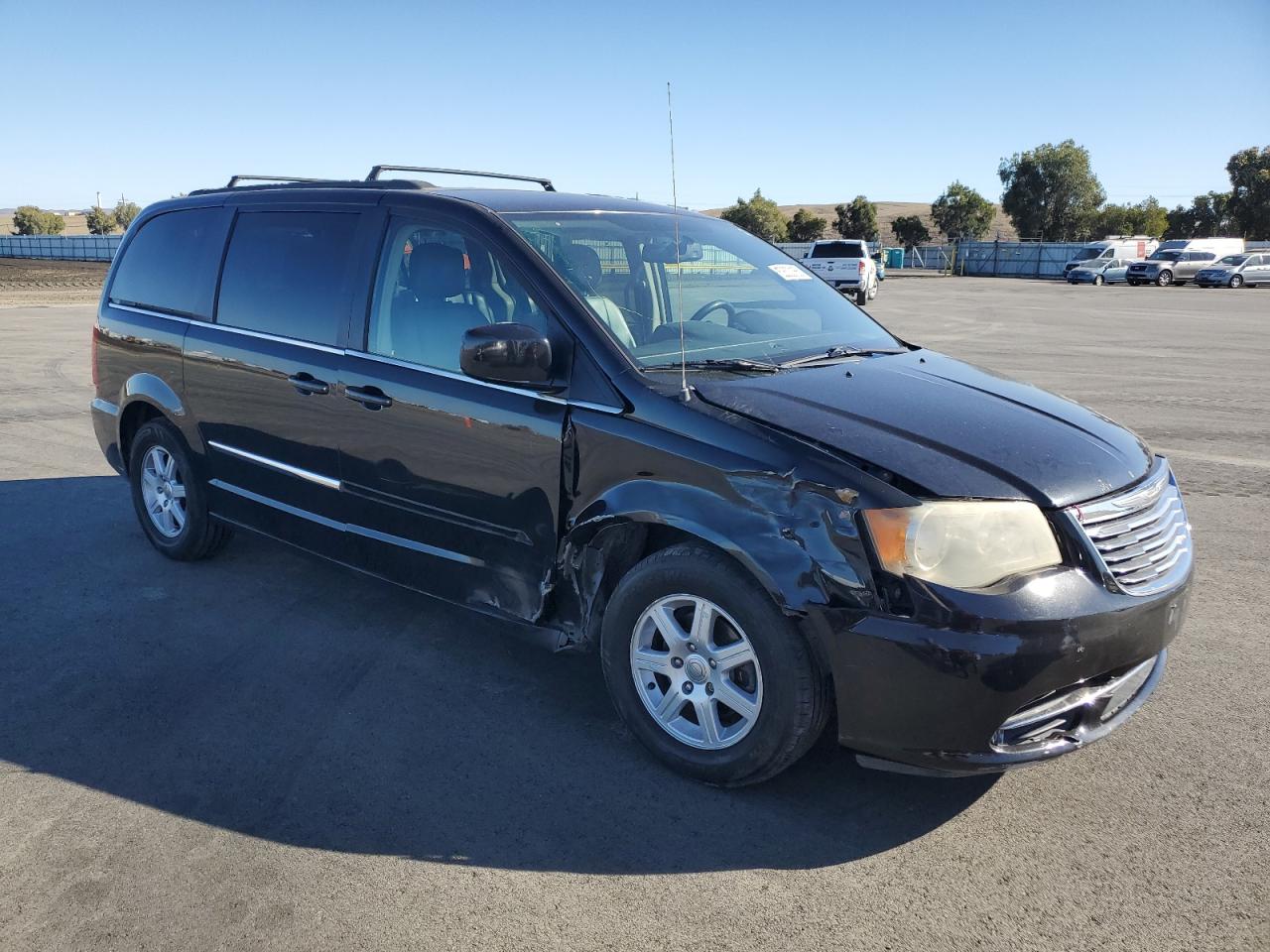 CHRYSLER TOWN & COUNTRY TOURING