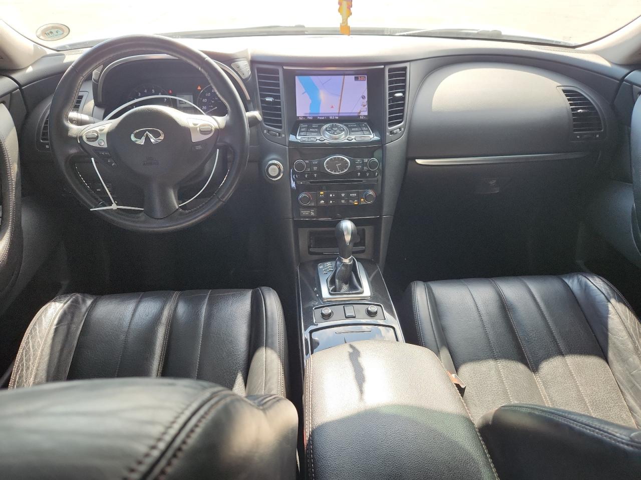 INFINITI FX37
