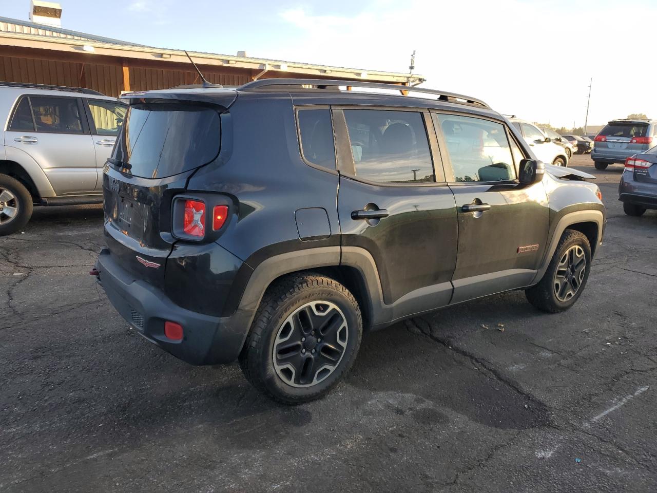 JEEP RENEGADE TRAILHAWK